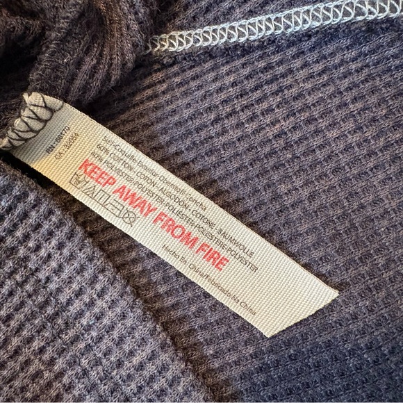 Free People Early Nights Heather Grey Henley Thermal Long Sleeve Top Size Small - Picture 6 of 9